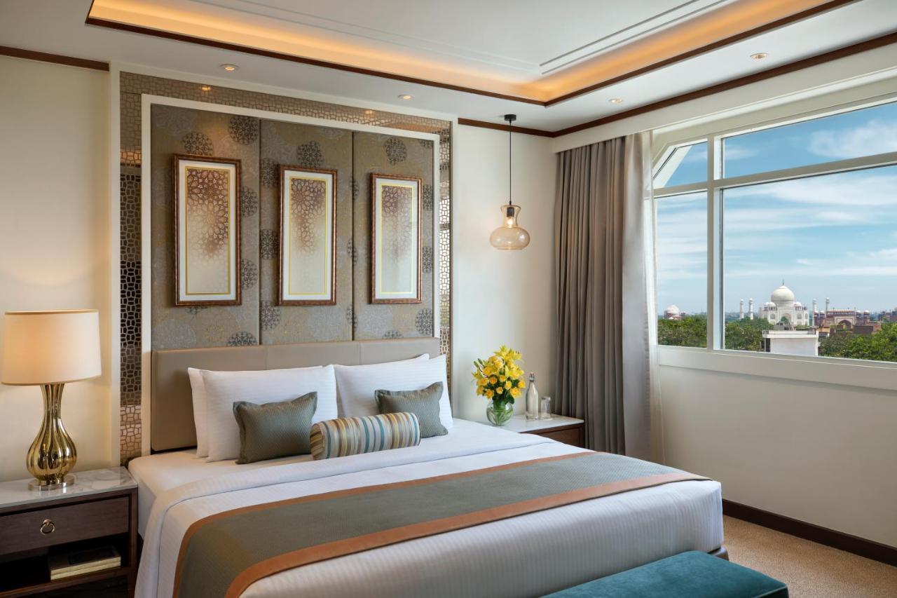 Отель Tajview, Agra-Ihcl Seleqtions Агра Экстерьер фото A bedroom at Taj Bengal